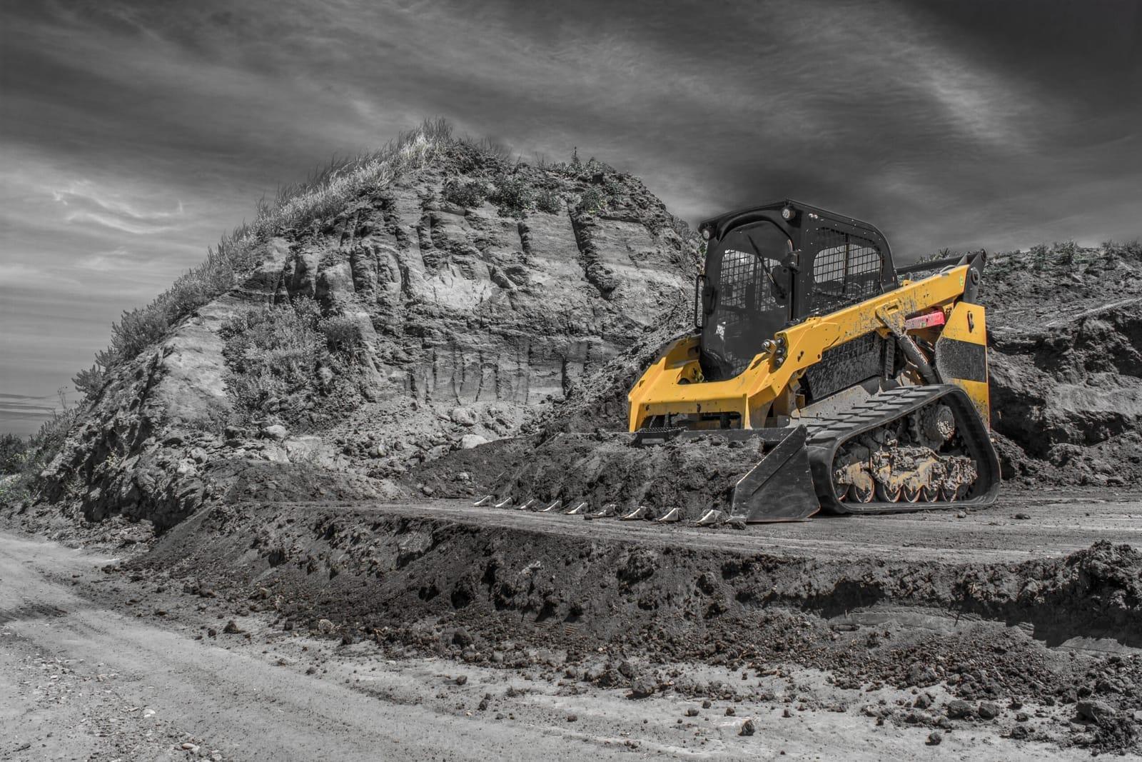 Bongaree Forklifts and Mini Loaders workshop